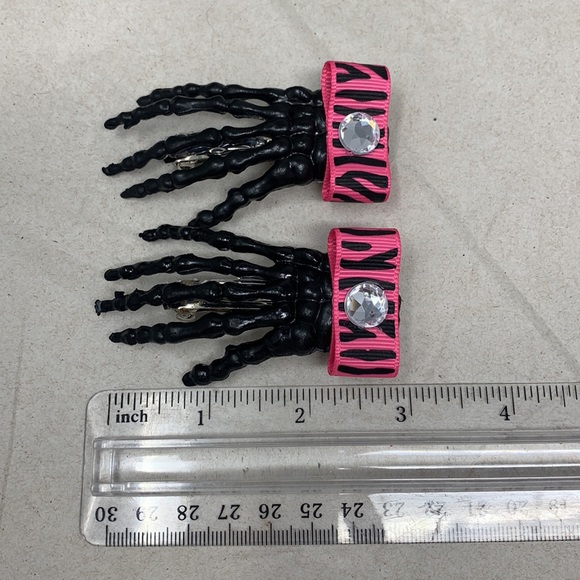 Hair clips skeleton hand hair accessories Halloween Day of Dead Dia de Muertos - Picture 10 of 16